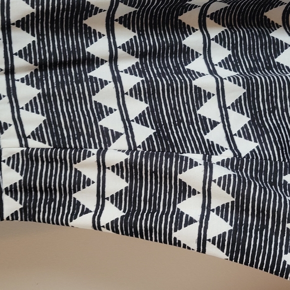 Geometric Dress - Picture 5 of 6